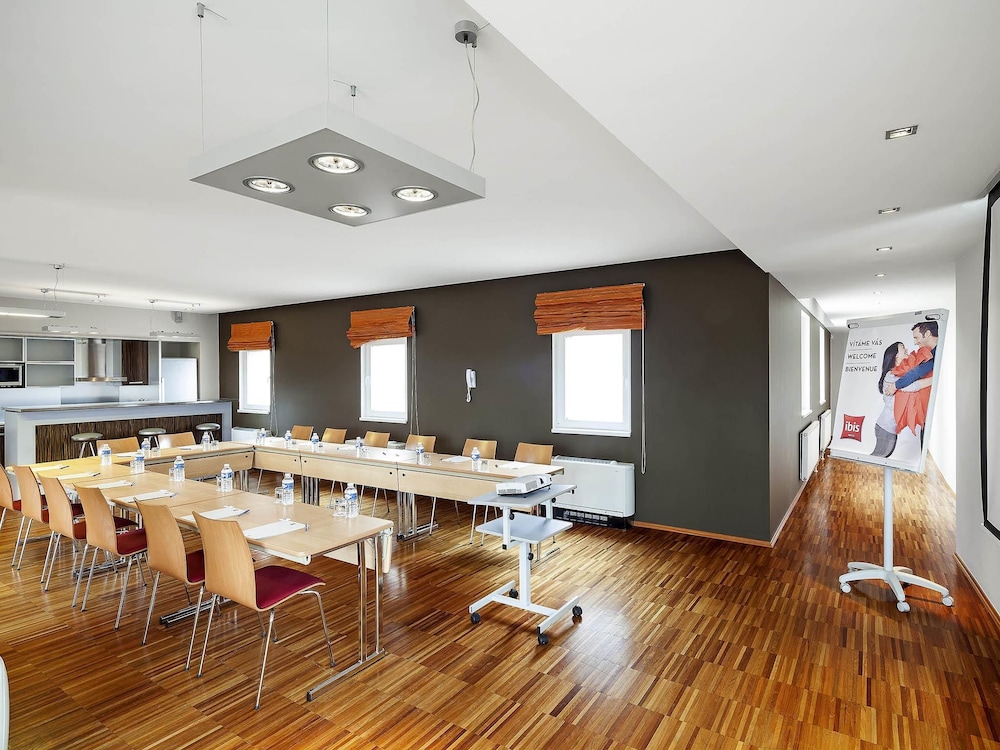 Ibis Praha Old Town 64/70