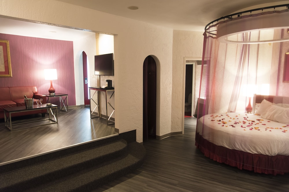 Pocono Palace Resort 13/44