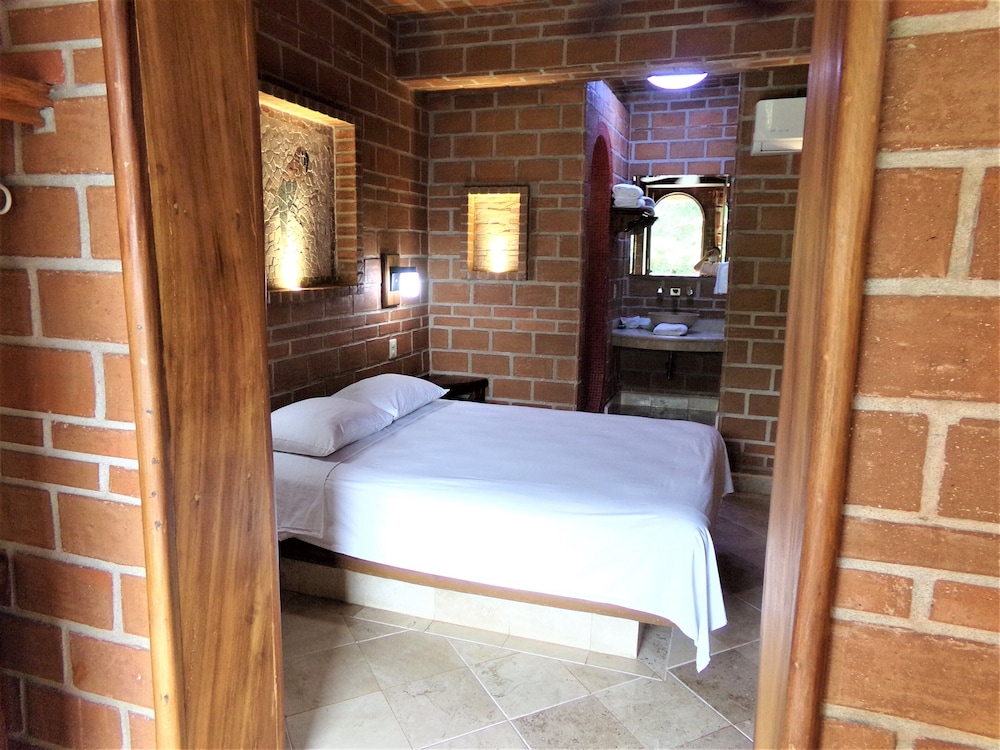 Hotel Casa del Lirio 18/46