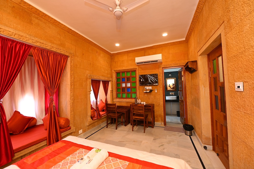 Gaji Hotel 7/64