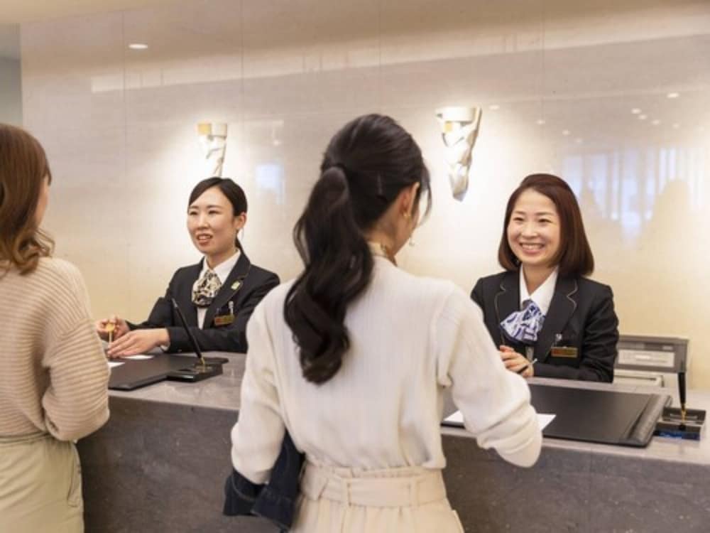 Sapporo Garden Palace 4/23