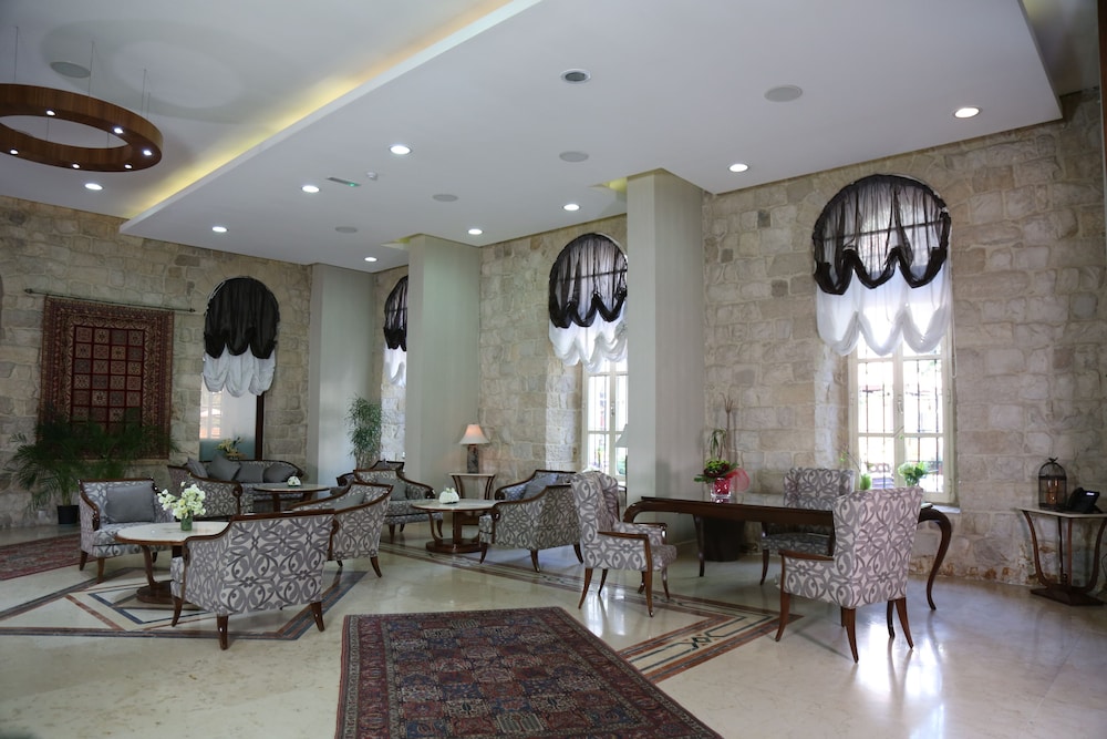 Grand Kadri Hotel Zahle 30/39