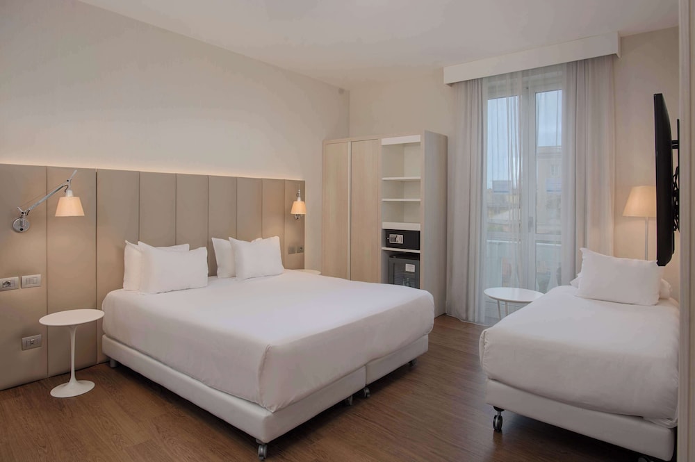 Hotel NH Genova Centro 6/47
