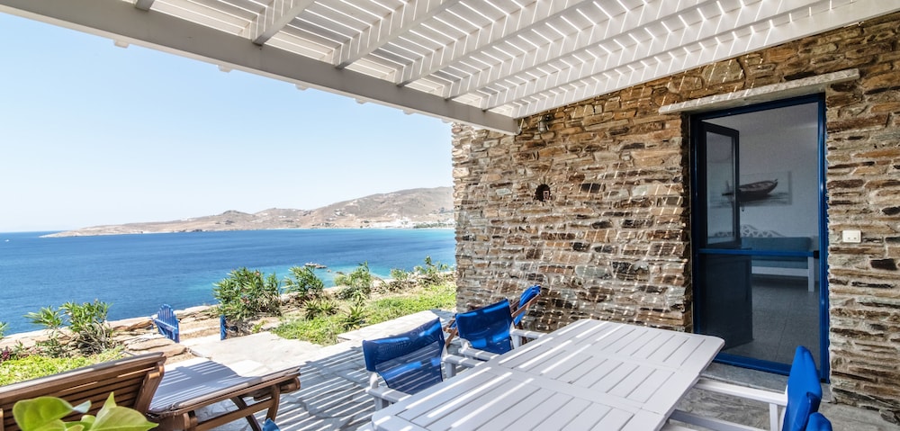 Stavros Bay 30/63