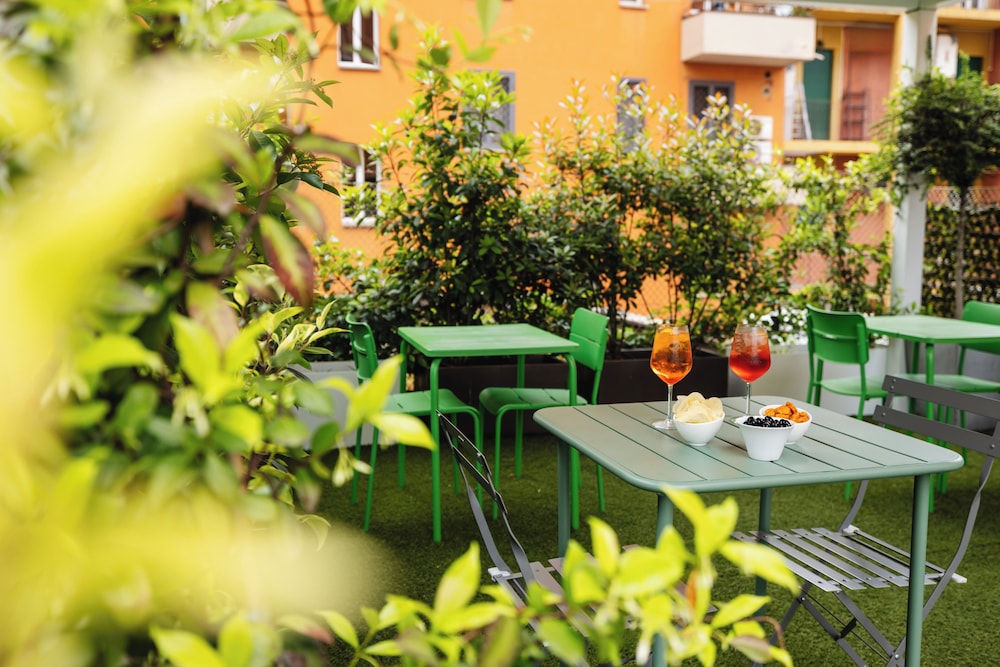 Hotel Maggiore Bologna 48/63