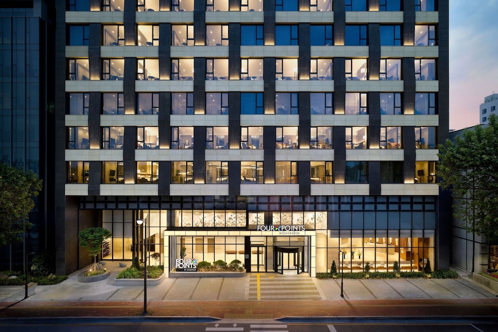 Four Points by Sheraton Suwon 3/49