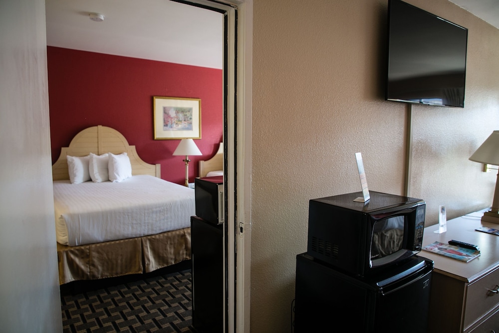 Anaheim Carriage Inn 9/32
