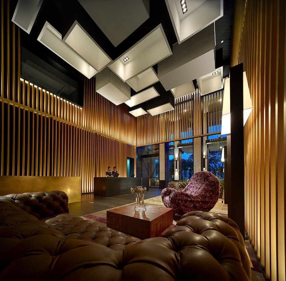 G Hotel Kelawai 25/45
