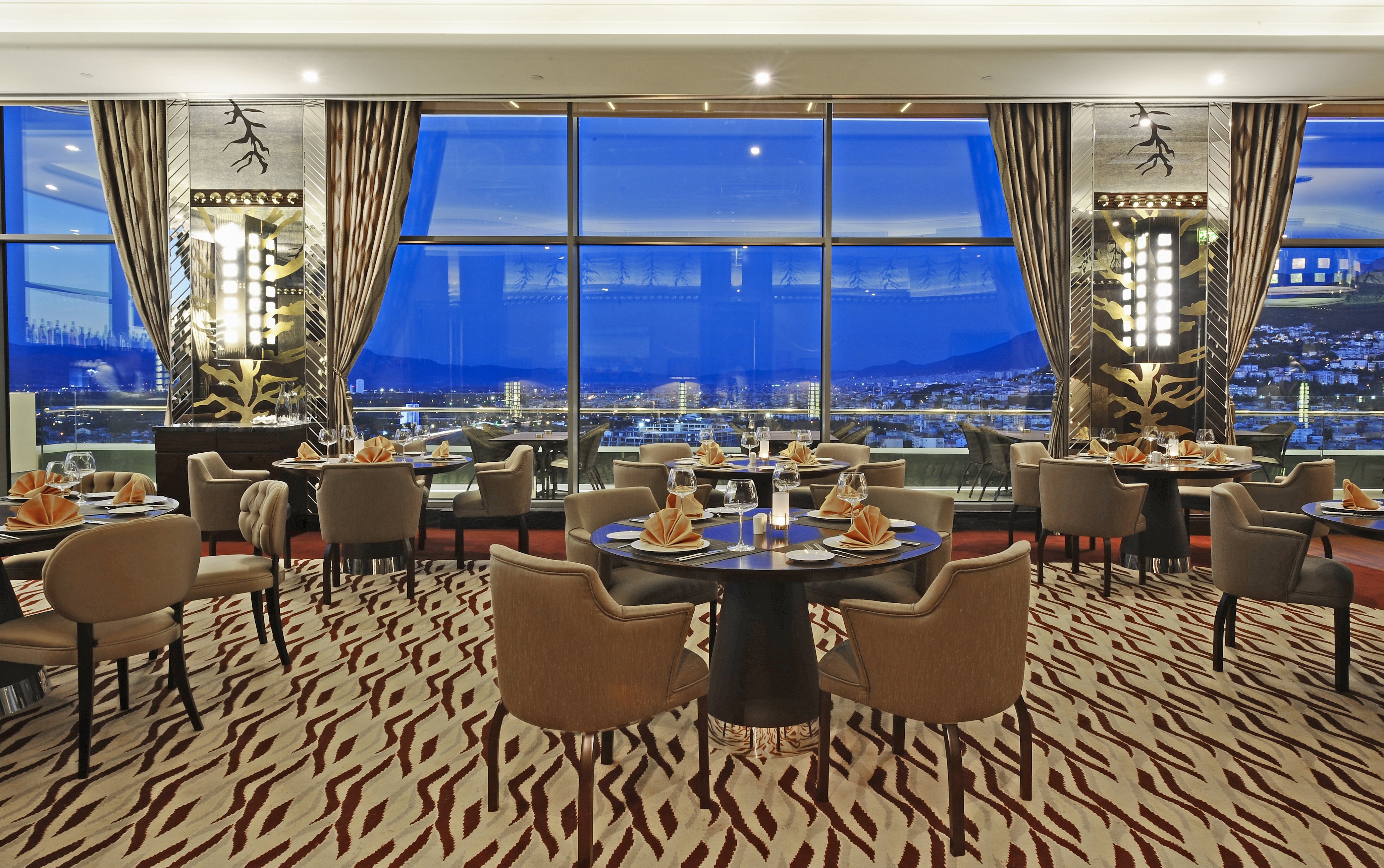 Crowne Plaza Bursa Convention Center and Thermal Spa 55/71