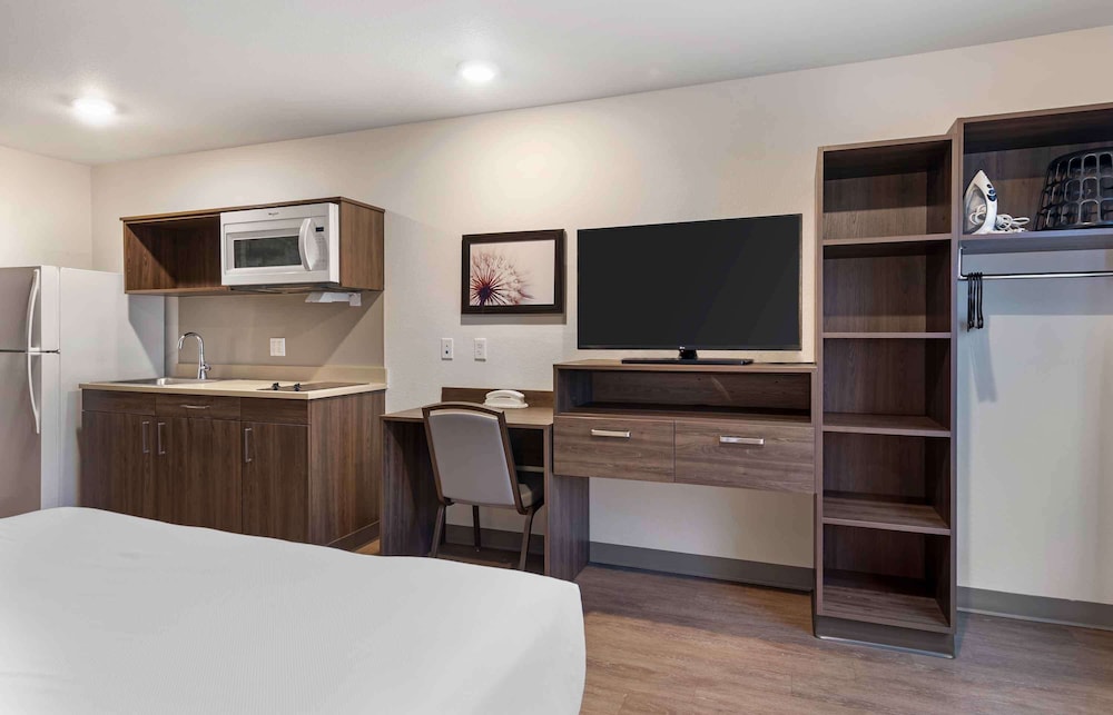 Extended Stay America Suites - Redlands 10/45