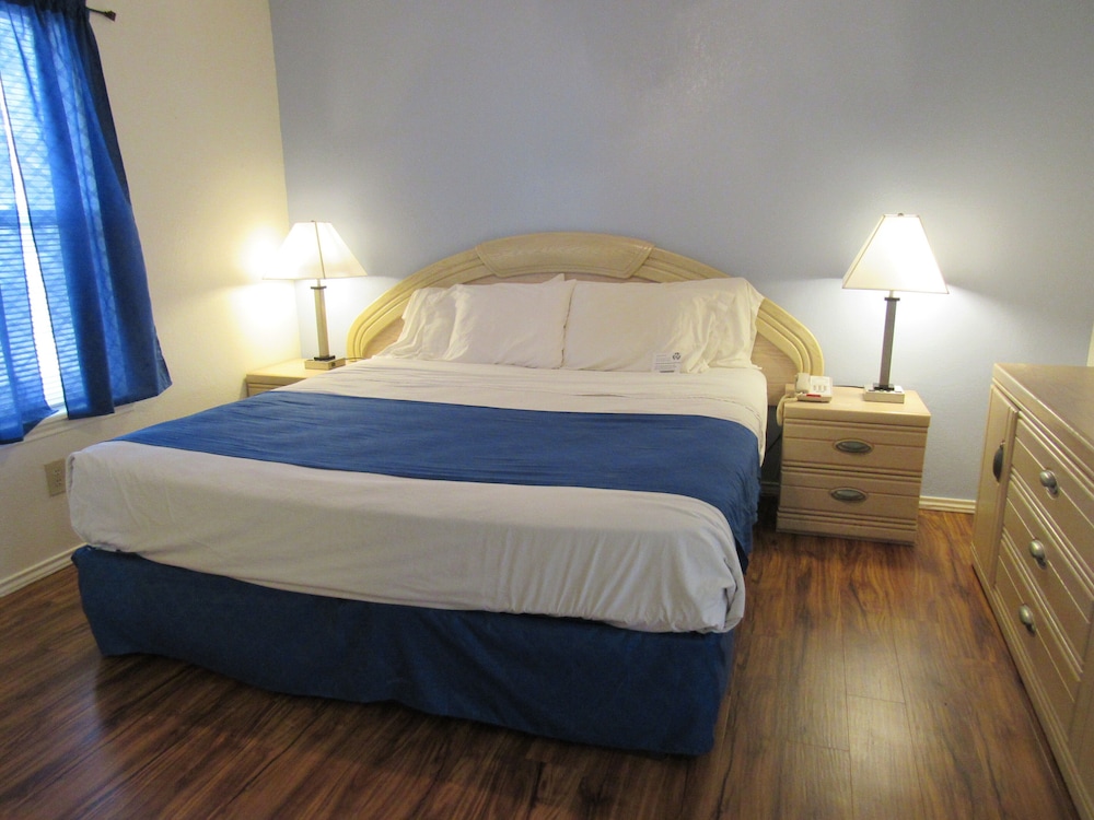 Victoria Palms Inn Suites 8/31