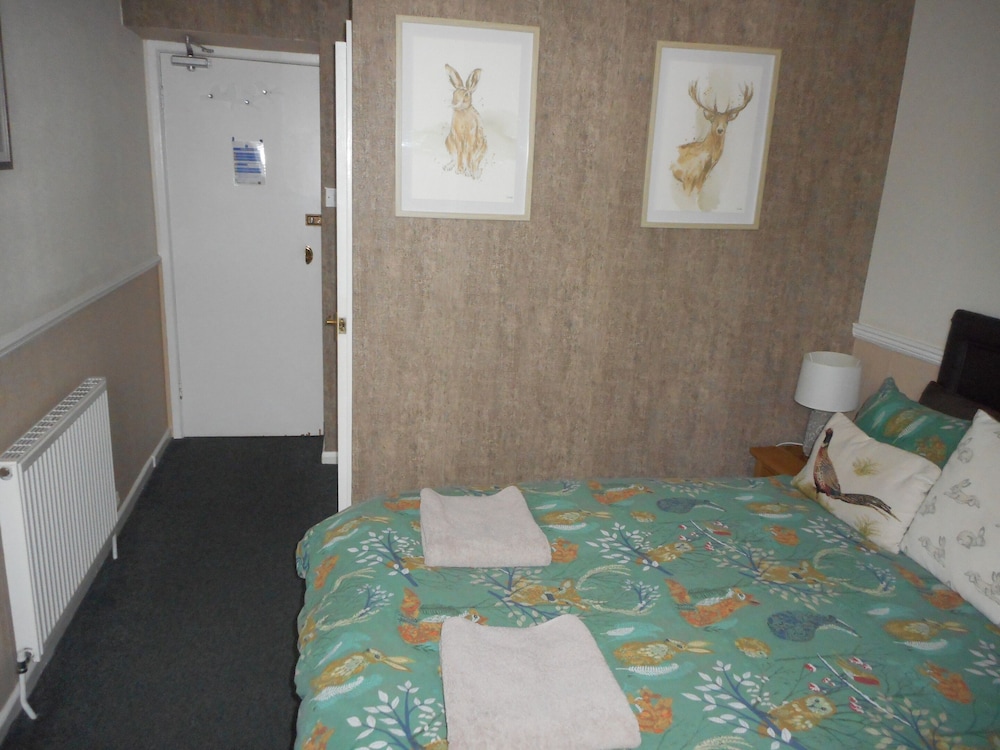 George Hotel B B 23/46