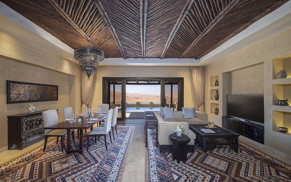 Qasr Al Sarab Desert Resort By Anantara 58/73