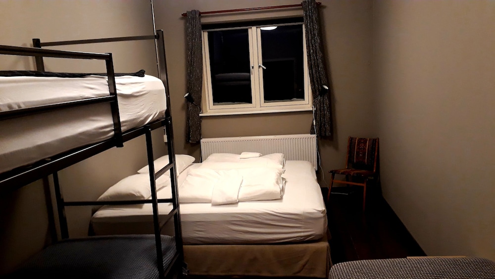 Tehusi Hostel 17/50