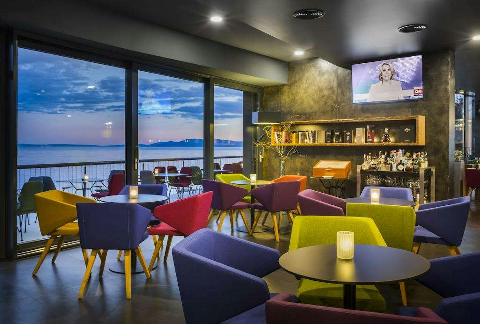 Boutique & Design Hotel Navis 63/77
