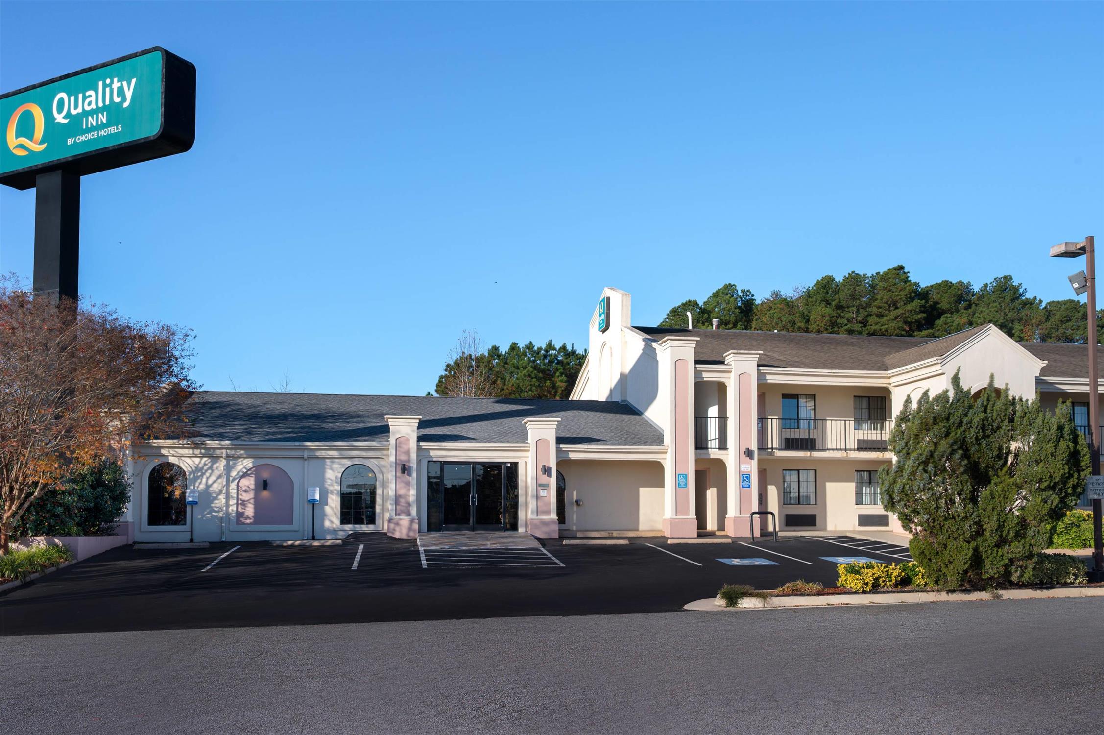 Quality Inn South Hill I-85 2/32