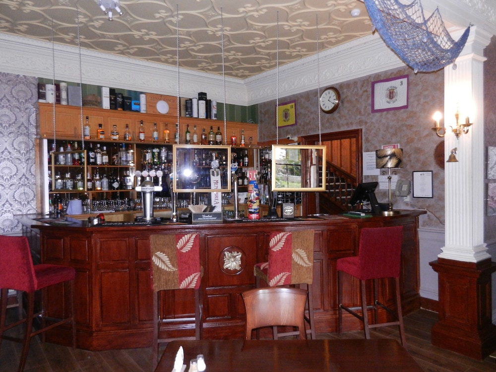 Mansfield Castle Hotel 35/50