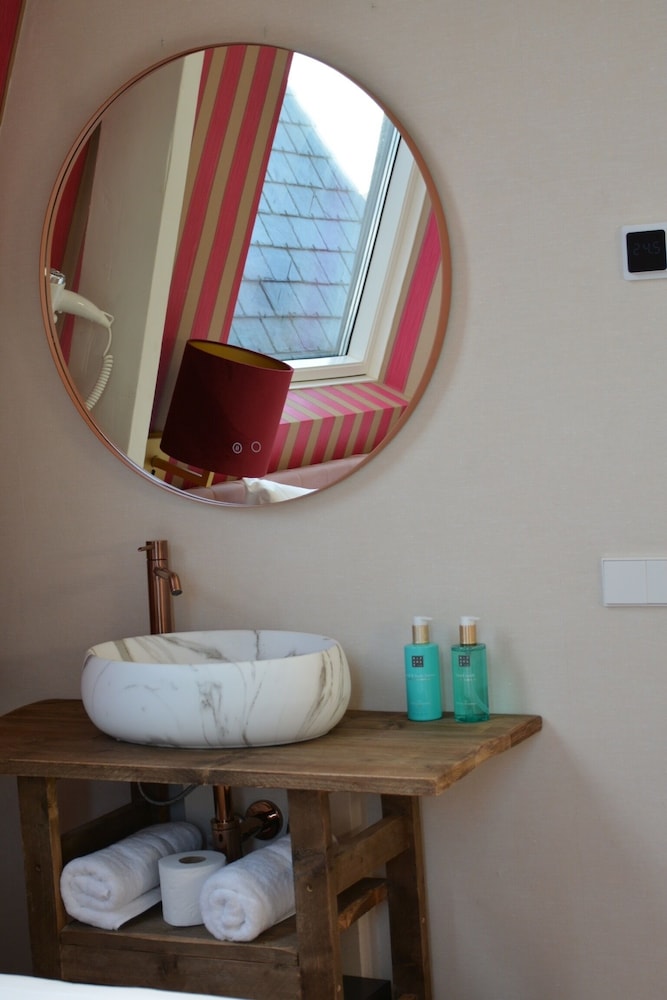 If boutique hotel 54/55