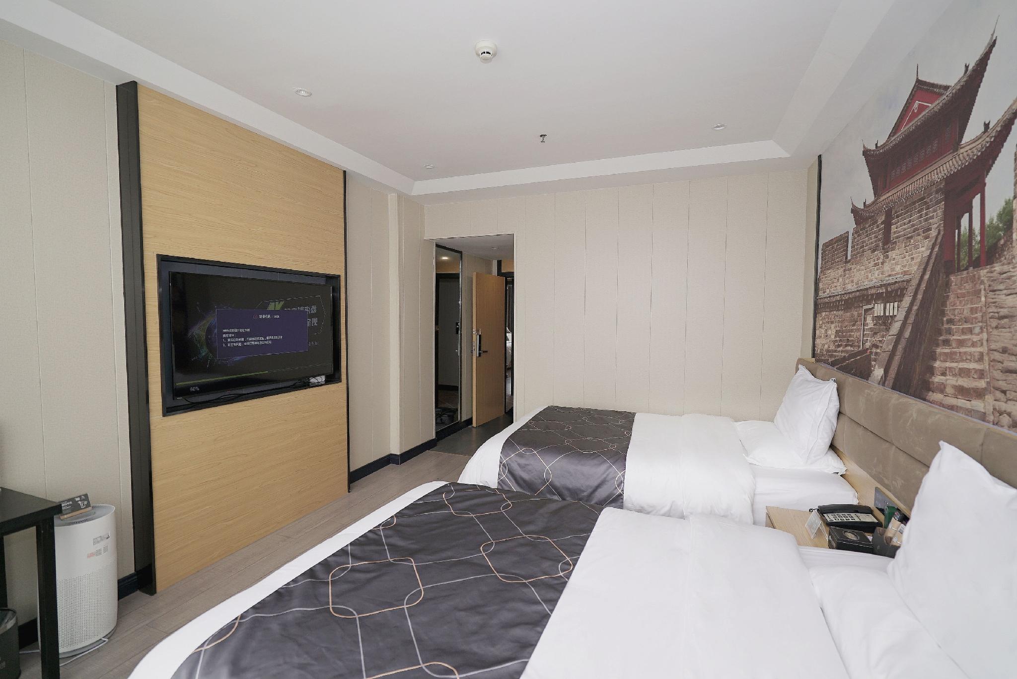 Chonpines hotels 7/23