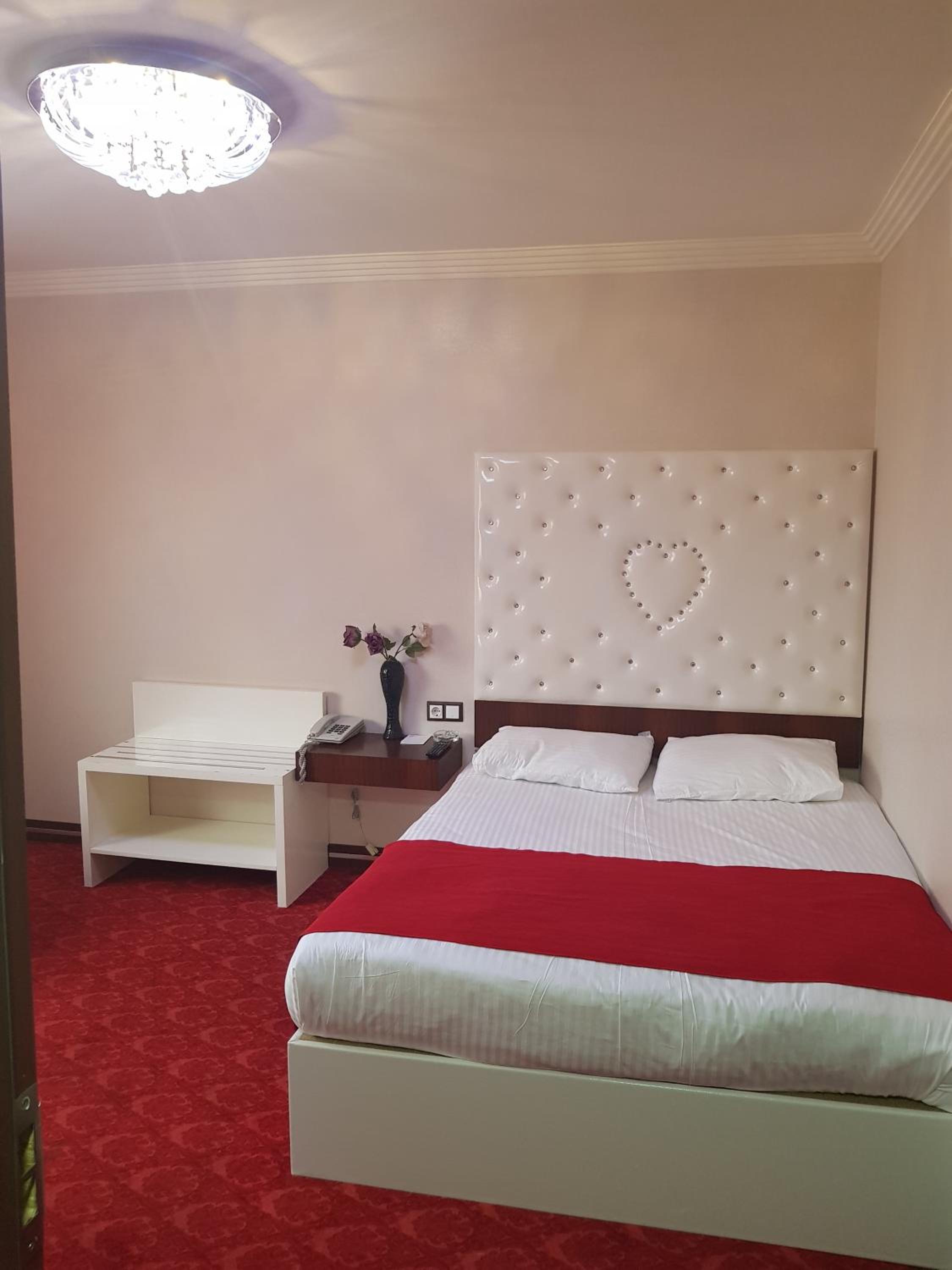 Room, Single
