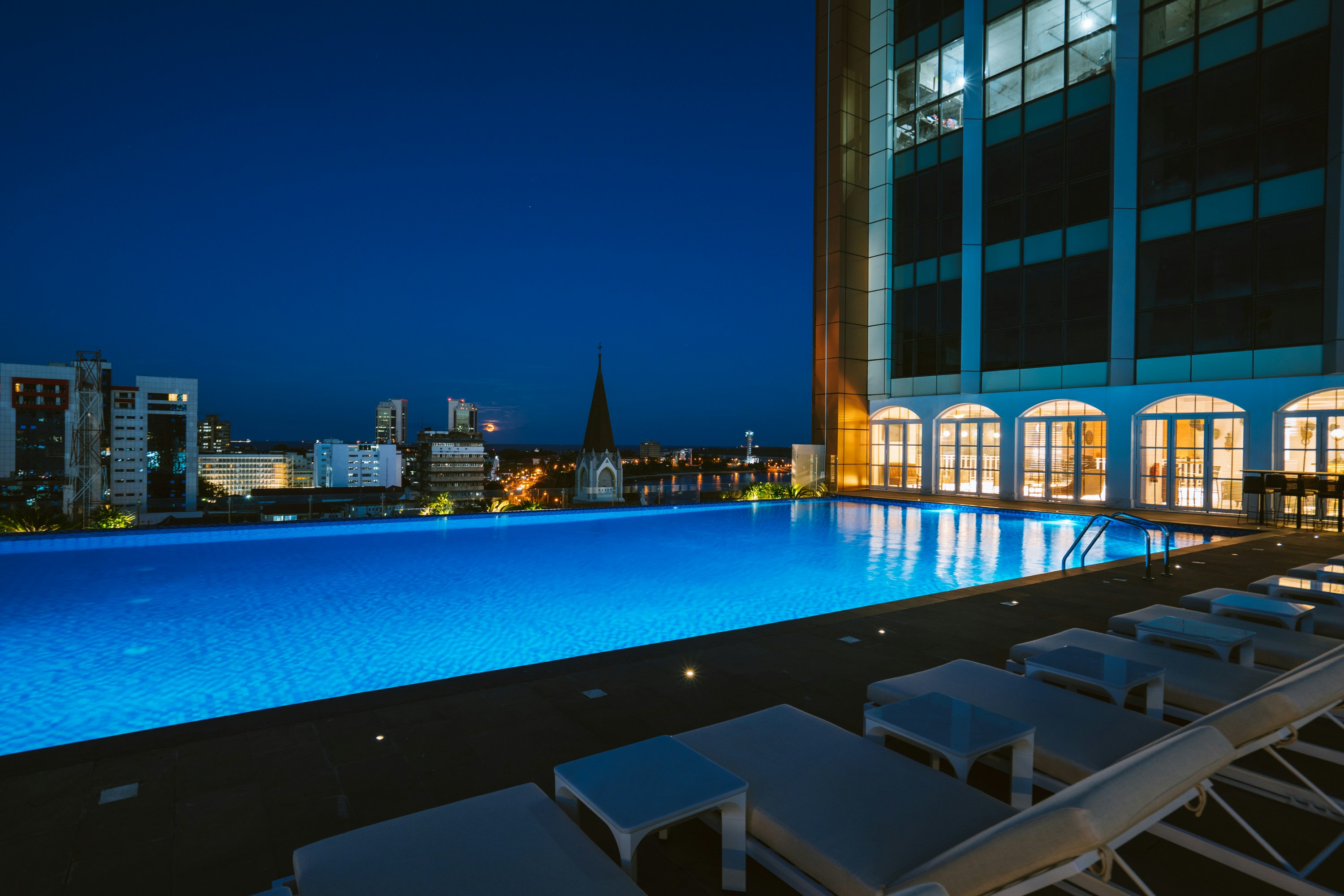 Johari Rotana 63/66