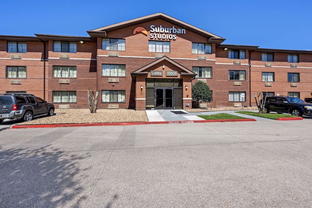 Suburban Studios Houston North I-45 30/40