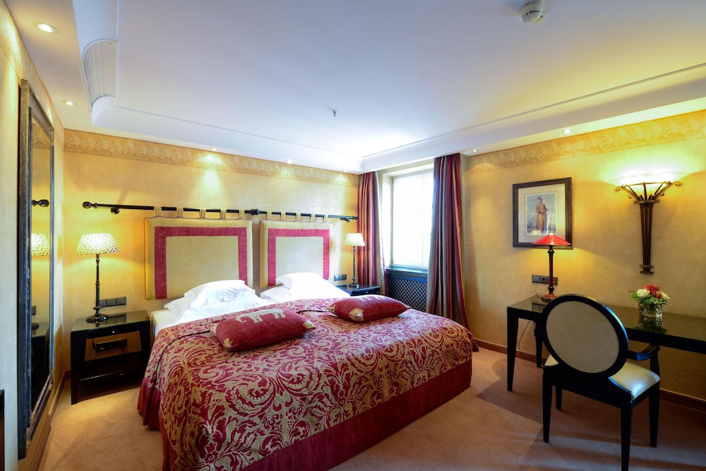 STANDARD, DOUBLE BED