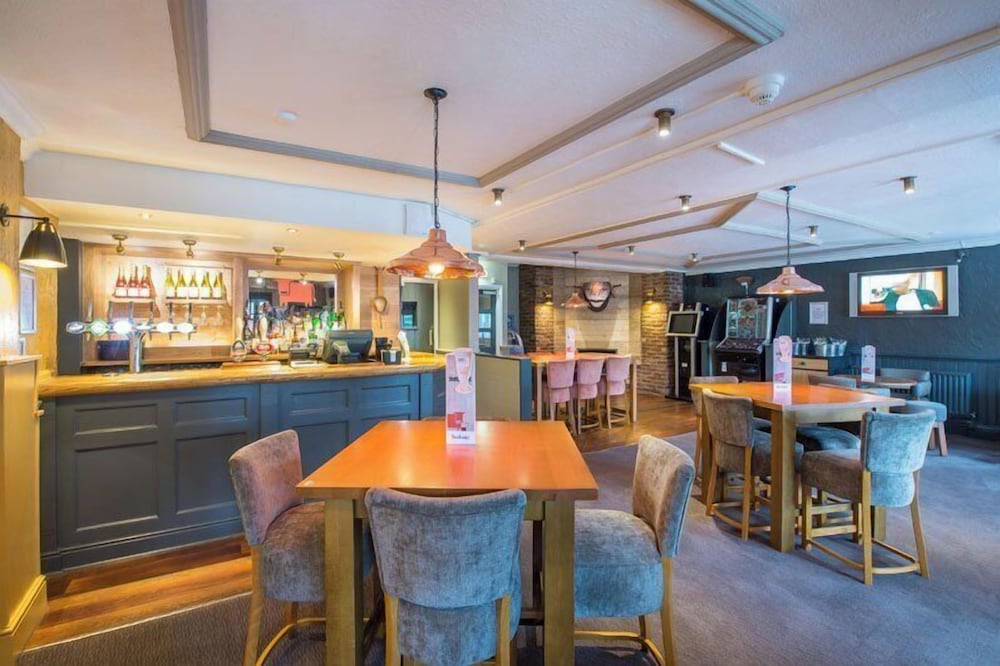 Premier Inn Cardiff West 44/60