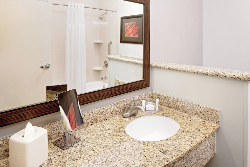 Suite, Multiple Beds, Accessible