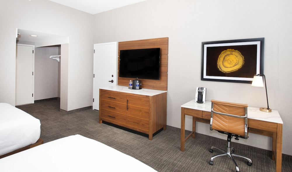 Horseshoe Bay Resort 52/66