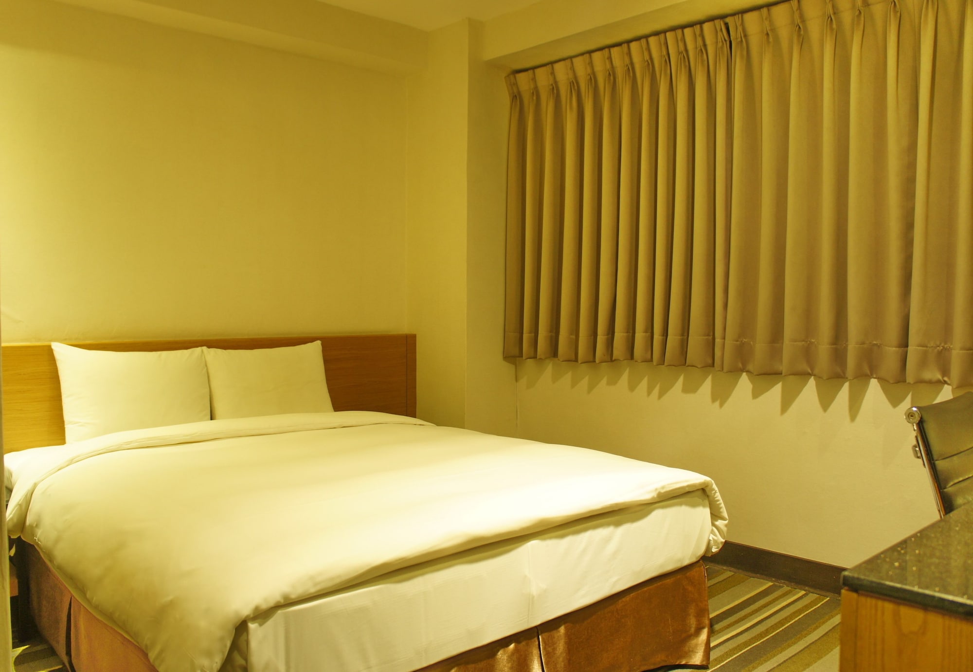 STANDARD, DOUBLE BED, PRIVATE BATHROOM