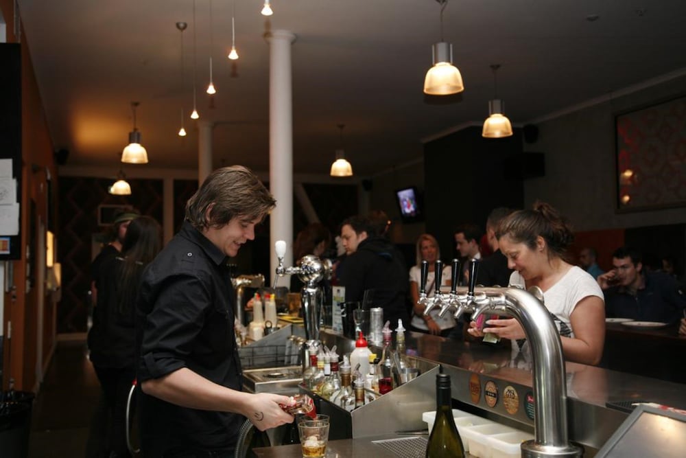 Nomads Capital Backpackers Wellington- Adults only 52/63