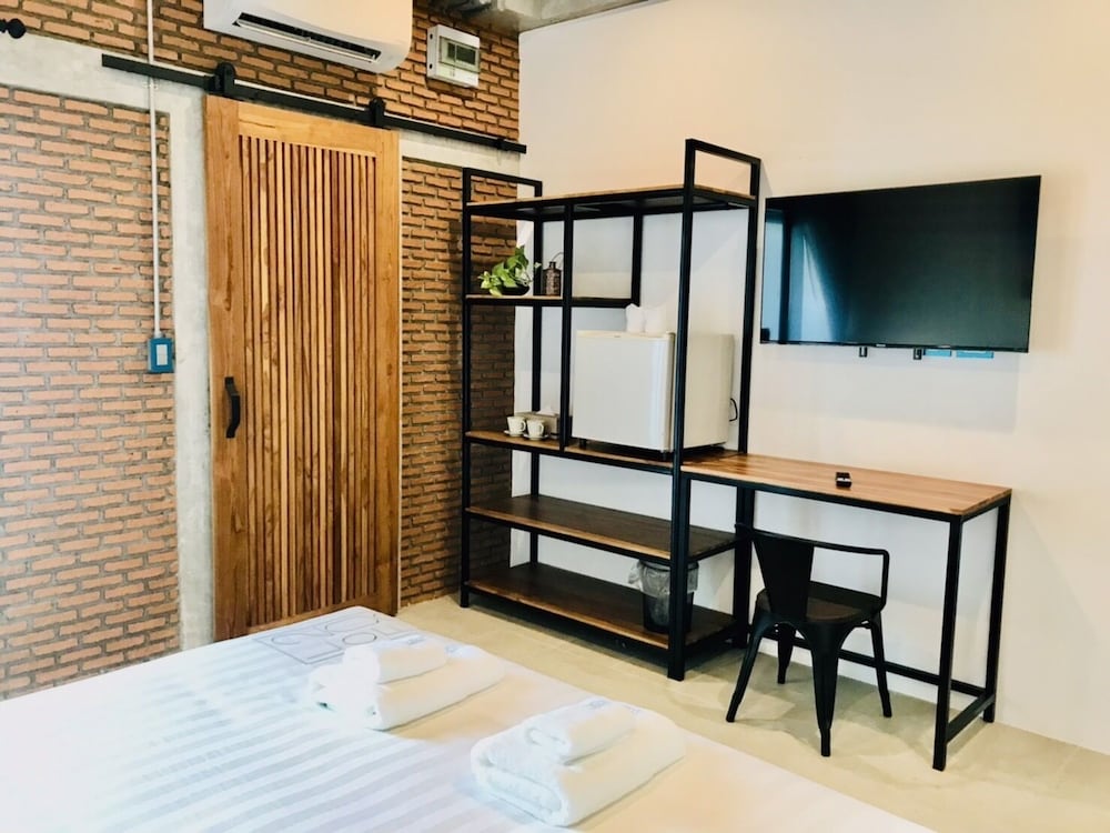 Loft 202 Hotel 18/29