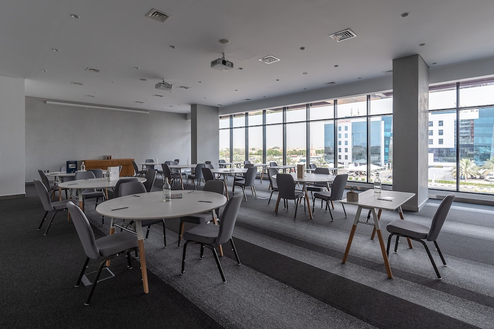 Studio One Hotel 62/67