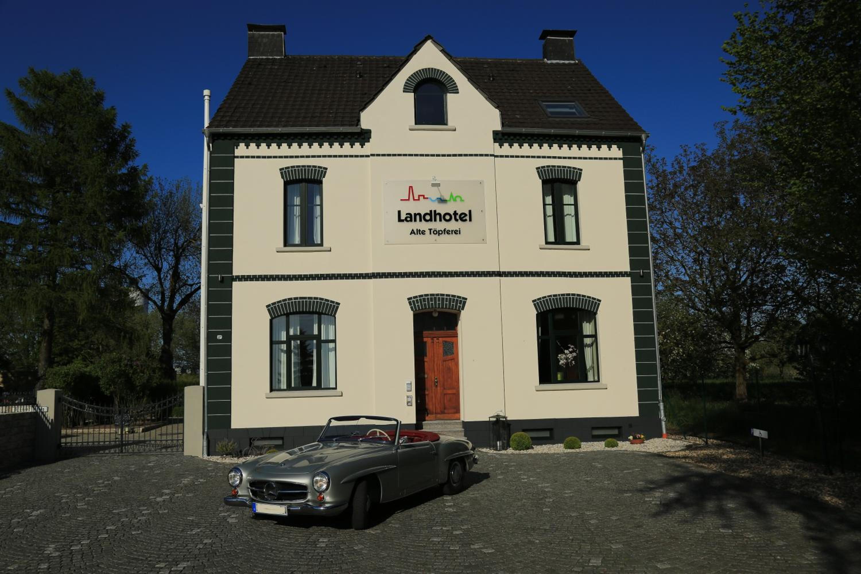 Landhotel Alte Topferei 34/41