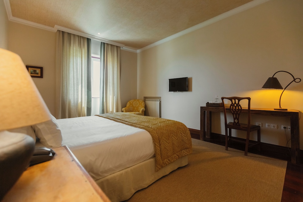 The Manor House Celeiros 14/75