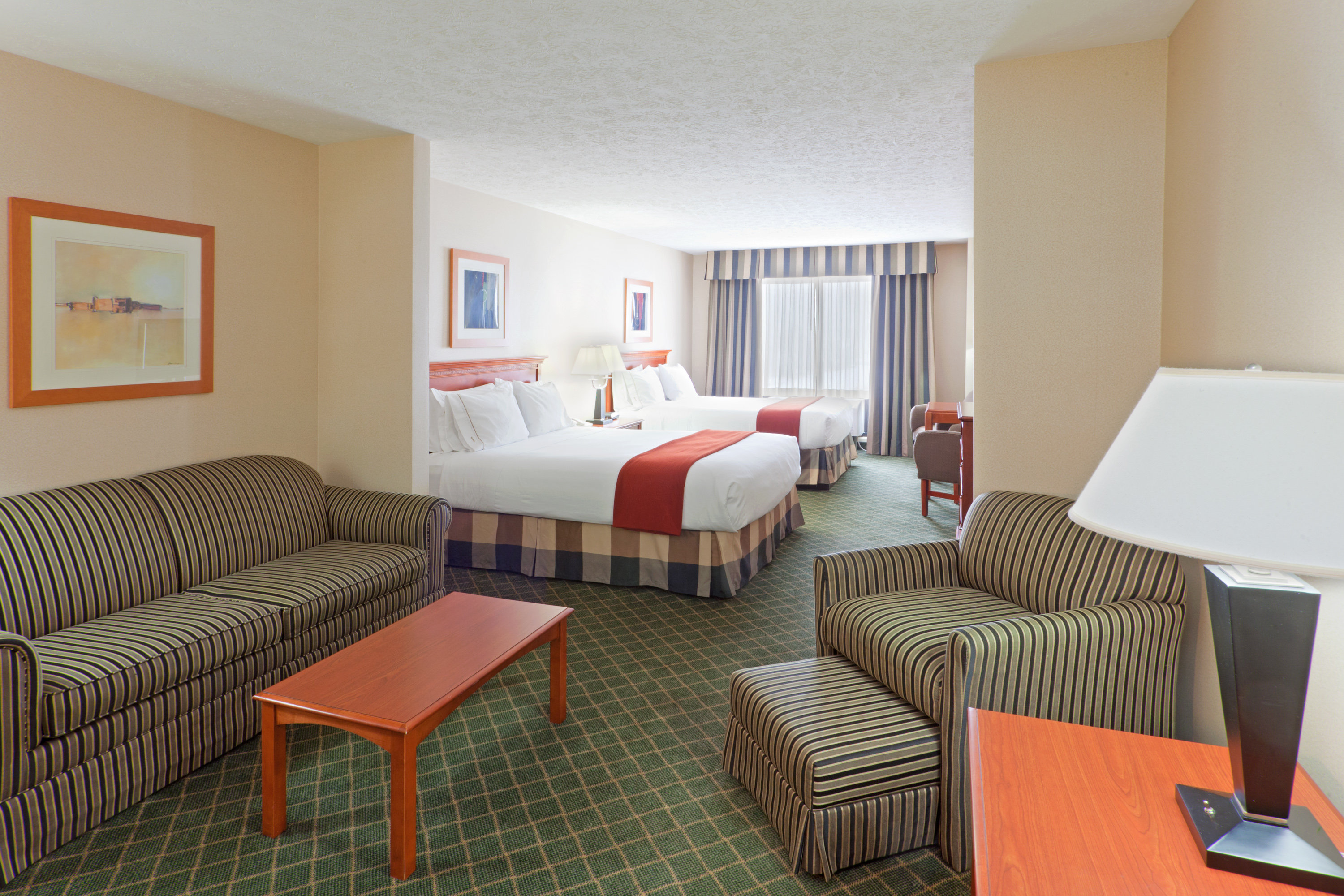 Holiday Inn Express Hotel Suites Kent State University 54/69