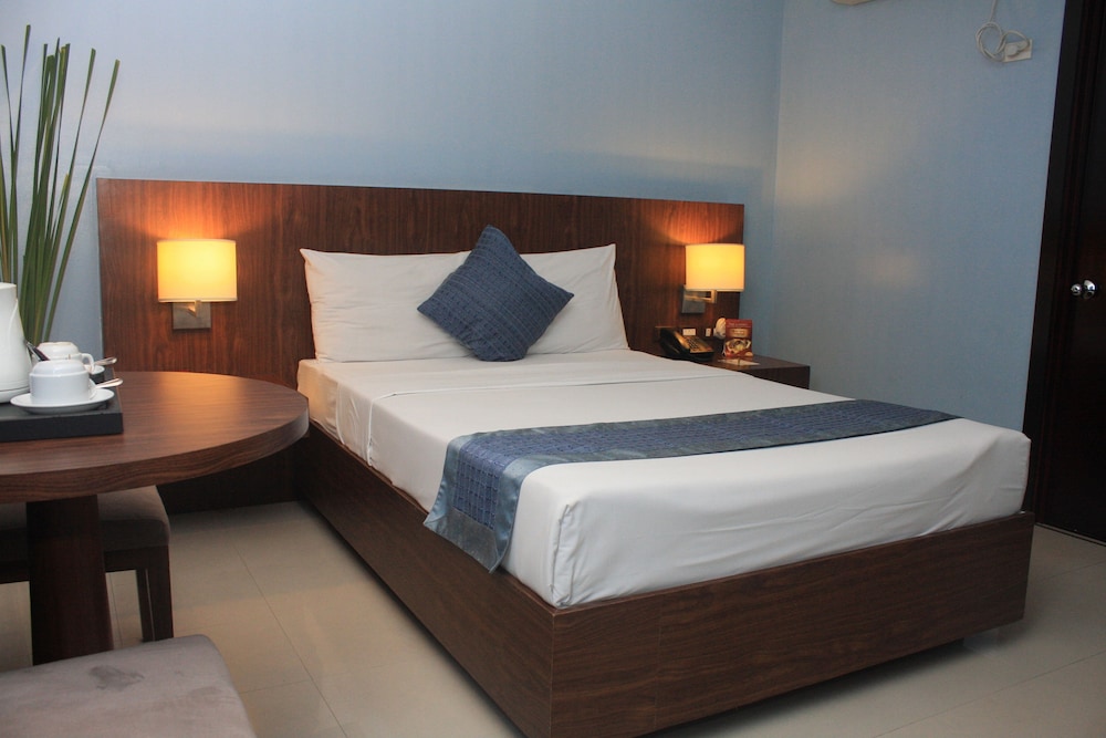 Manila Grand Opera Hotel 7/54