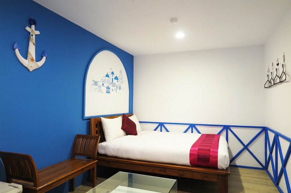 Sin Sin Hotel I 24/50