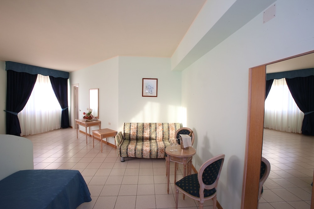 Il Partenone Resort Hotel 6/29