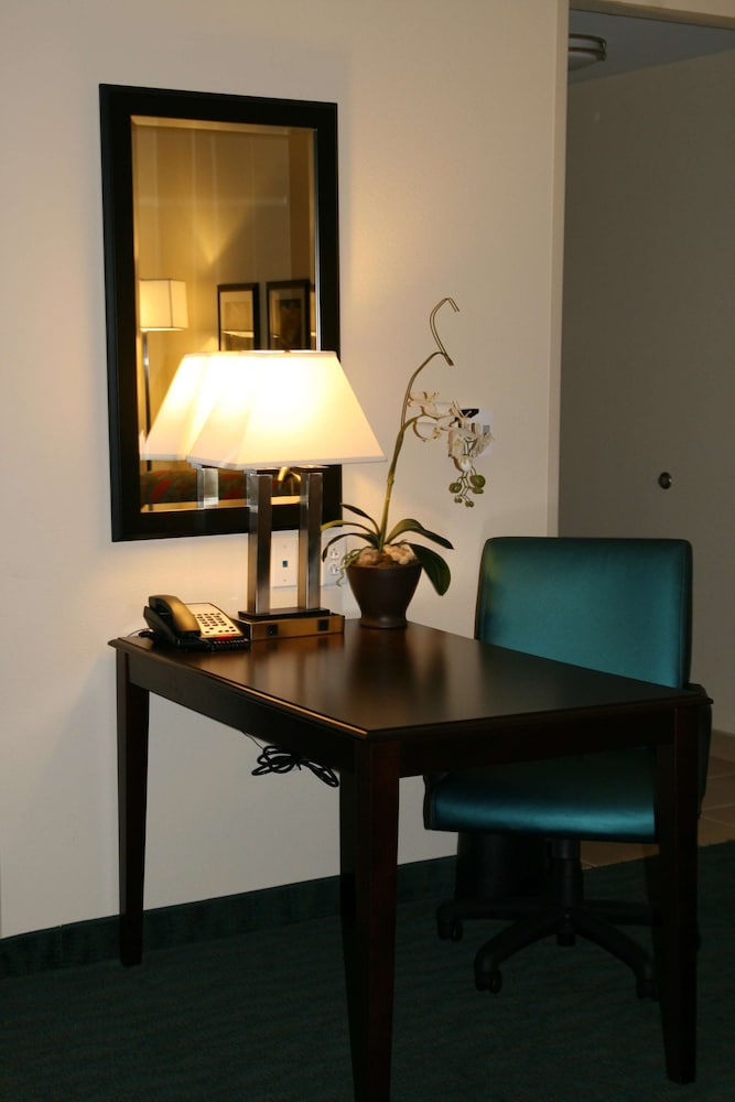 Hampton Inn Suites Smithfield 31/31