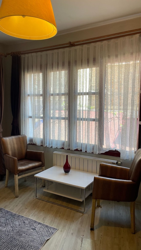 Chez Bore Boutique Hotel 53/71