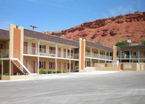 Economy Inn Suites 2/23