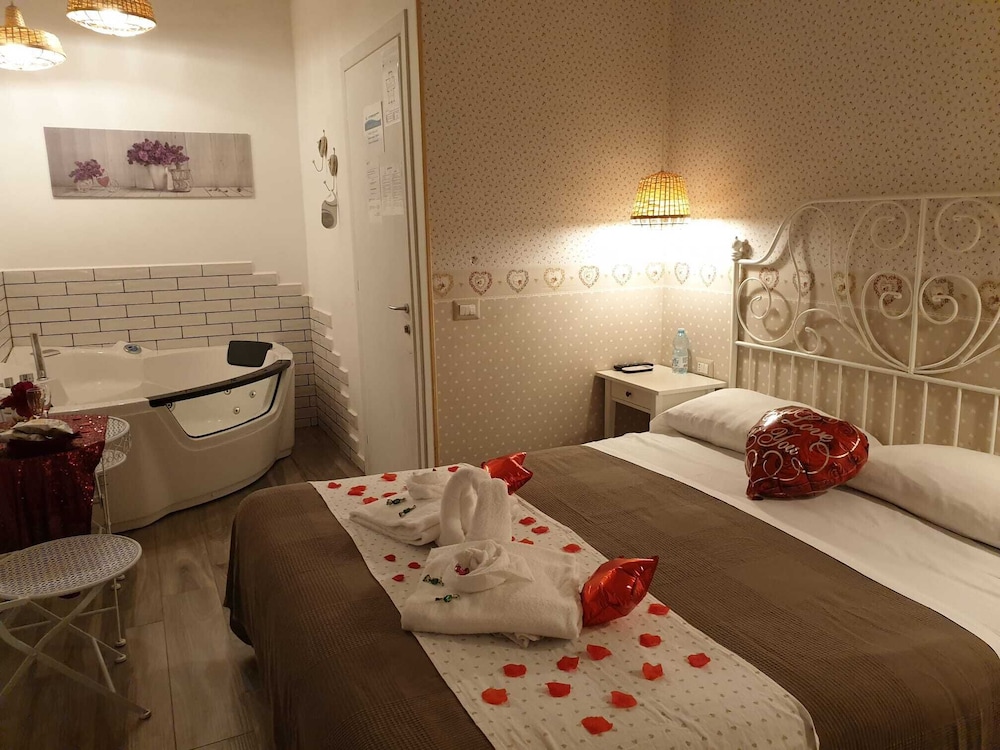 DOUBLE BED