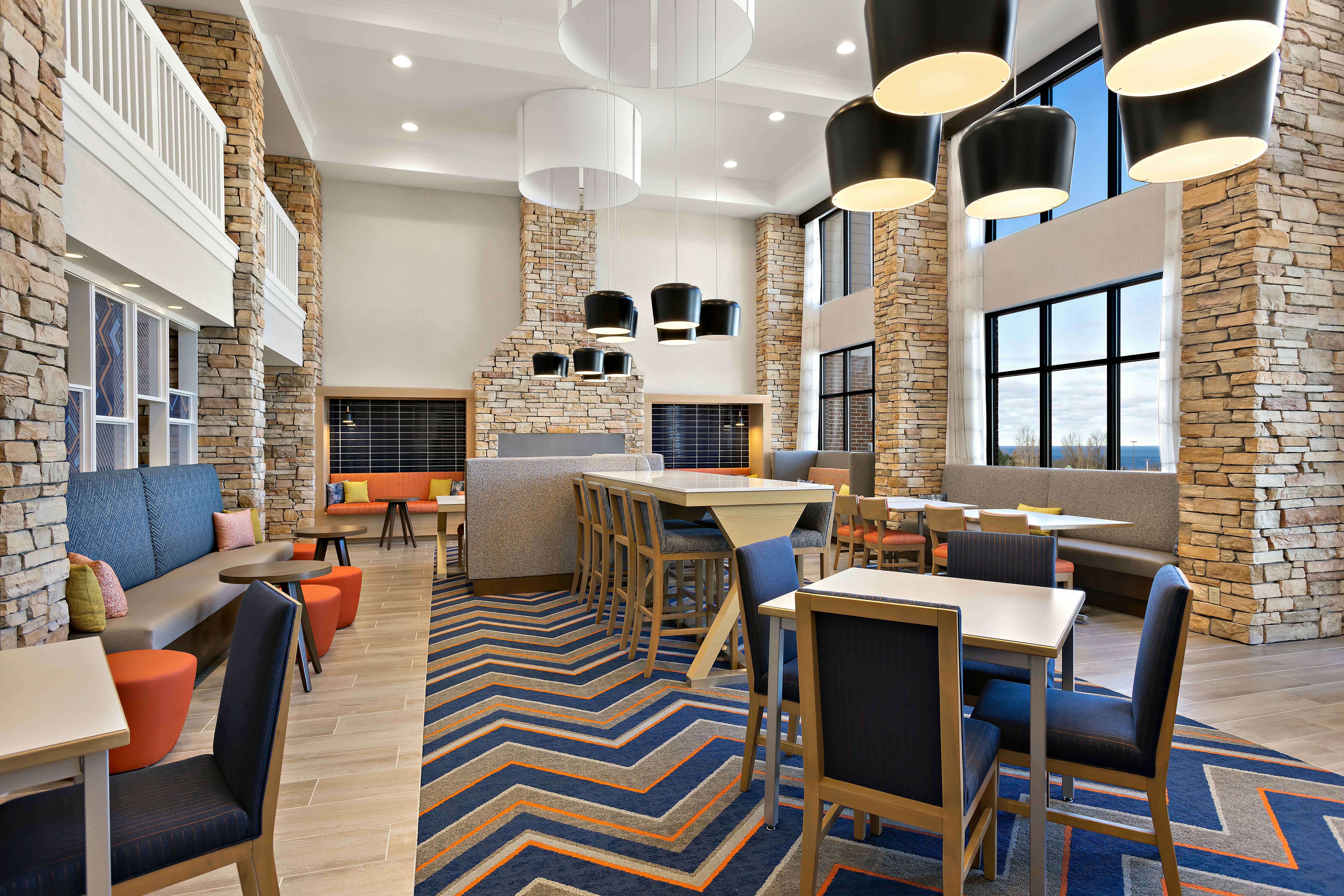 Hampton Inn & Suites by Hilton Petoskey 60/75