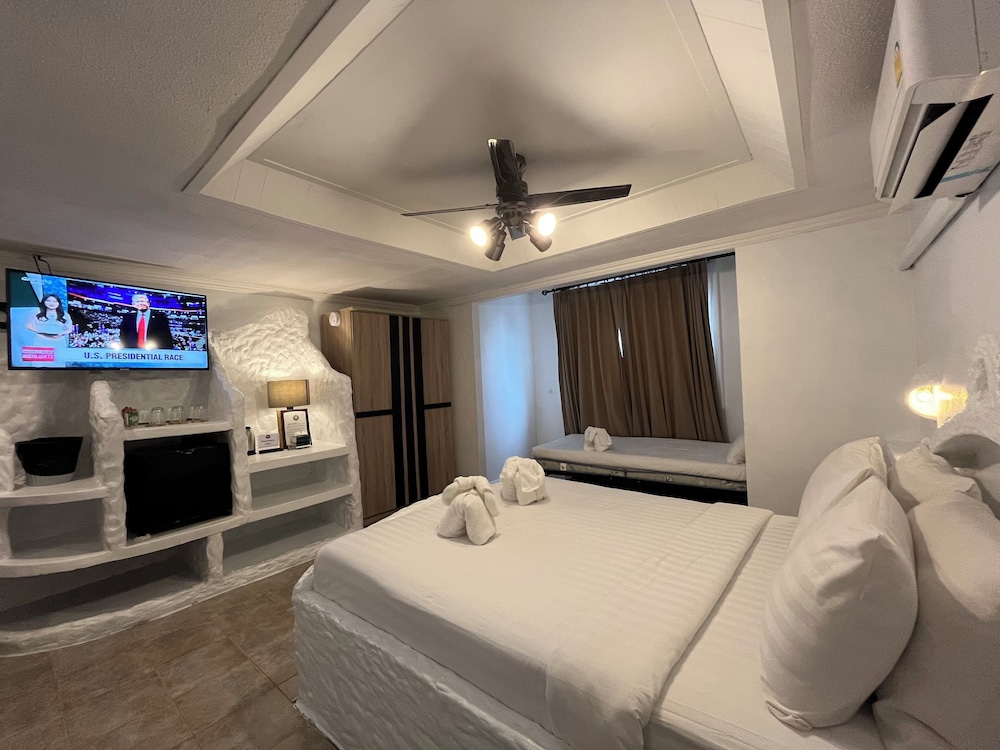 ROOM, DOUBLE BED, WITH EXTRA BED