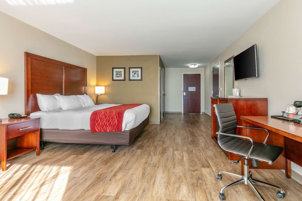 Comfort Inn and Suites Van Buren Fort Smith 13/40