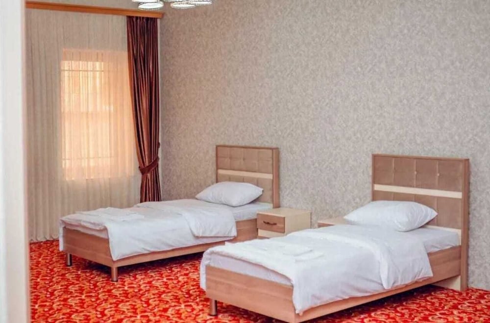 Iva Old City Hotel 25/50