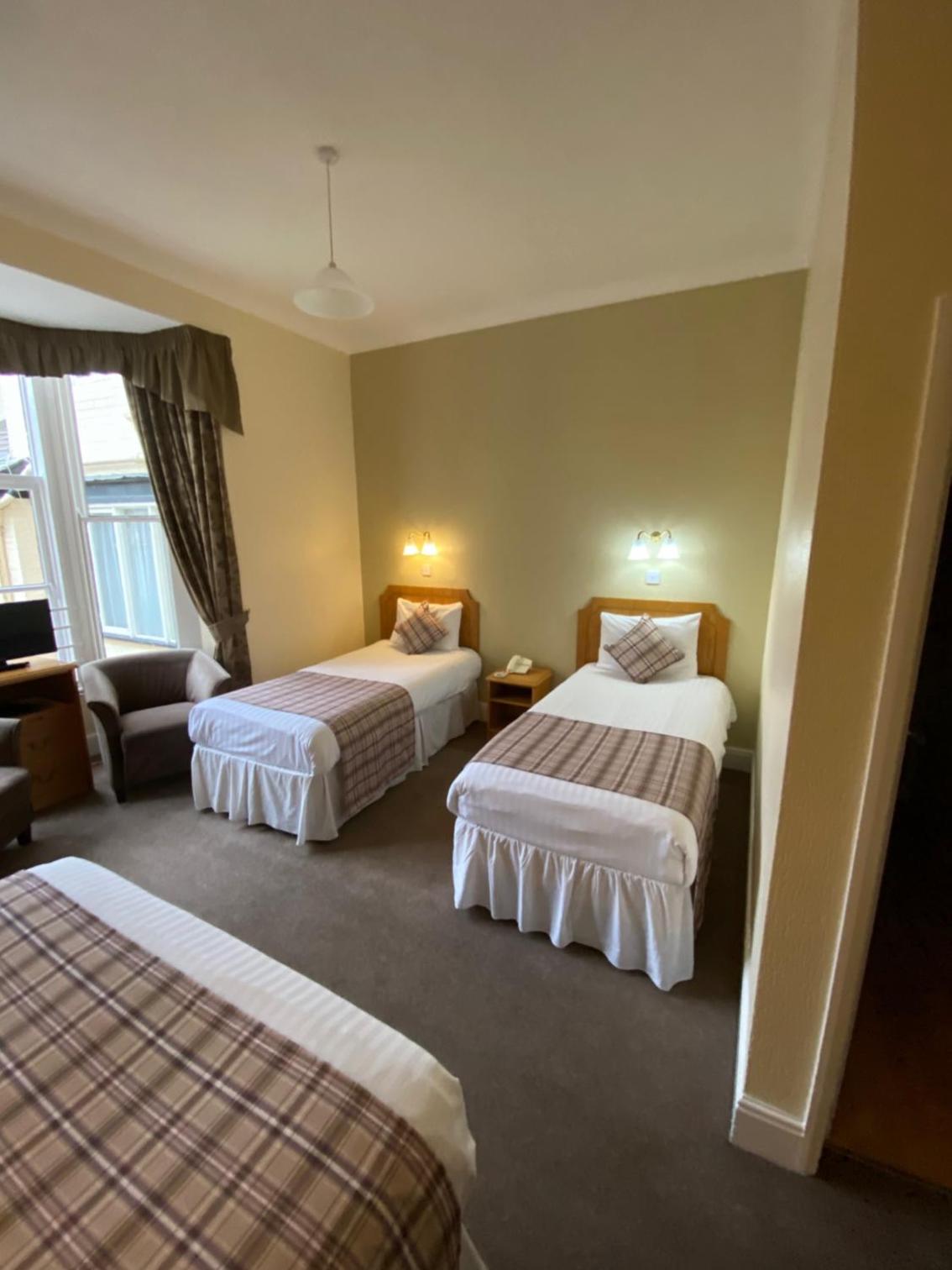 غرفة عائلية
