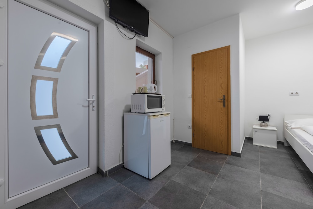 Villa Plat 48/50